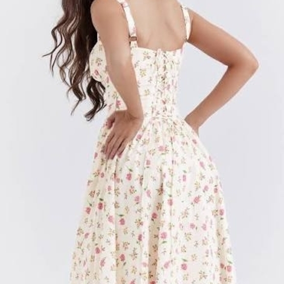 House Of CB Tatiana Rose Print Sundress - Picture 5 of 5